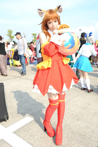 媒体：希拉里特殊时间发难中国 用词很粗鄙